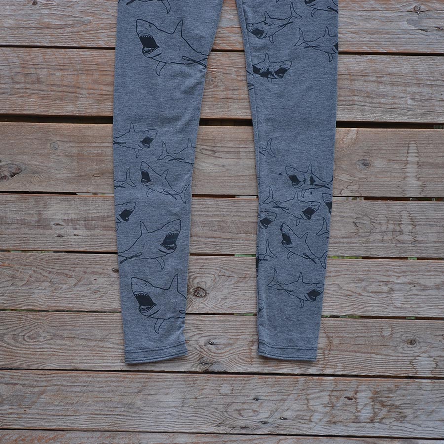 Light Grey/Black Printed leggings in light grey with shark print in black