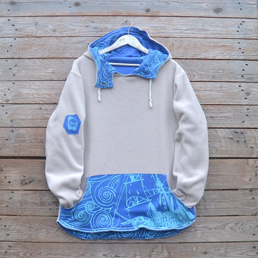 Fleece front Men's reversible hoody in natural/royal