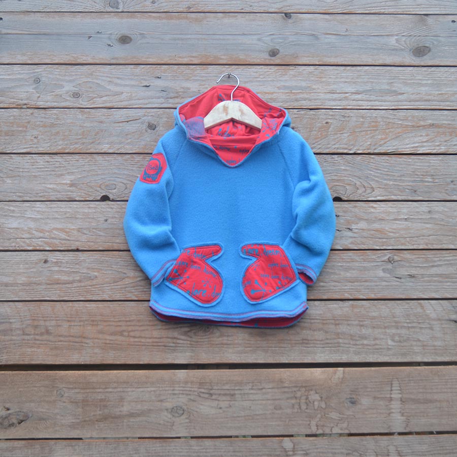 Fleece front Kid's reversible hoody in turquoise/red