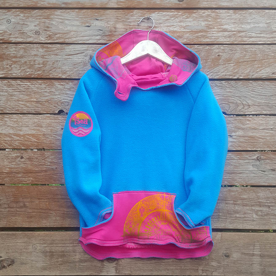 Kid's reversible hoody in turquoise/cerise - Fleece front Kid's reversible hoody in turquoise/cerise - fleece front