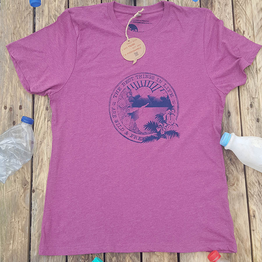 Recycled T-shirt with wild and free design Recycled T-shirt with wild and free design